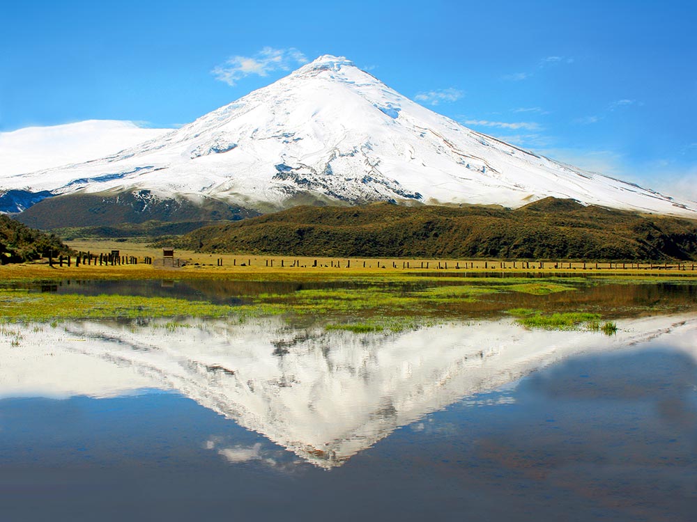 Cotopaxi Trekking in Ecuador